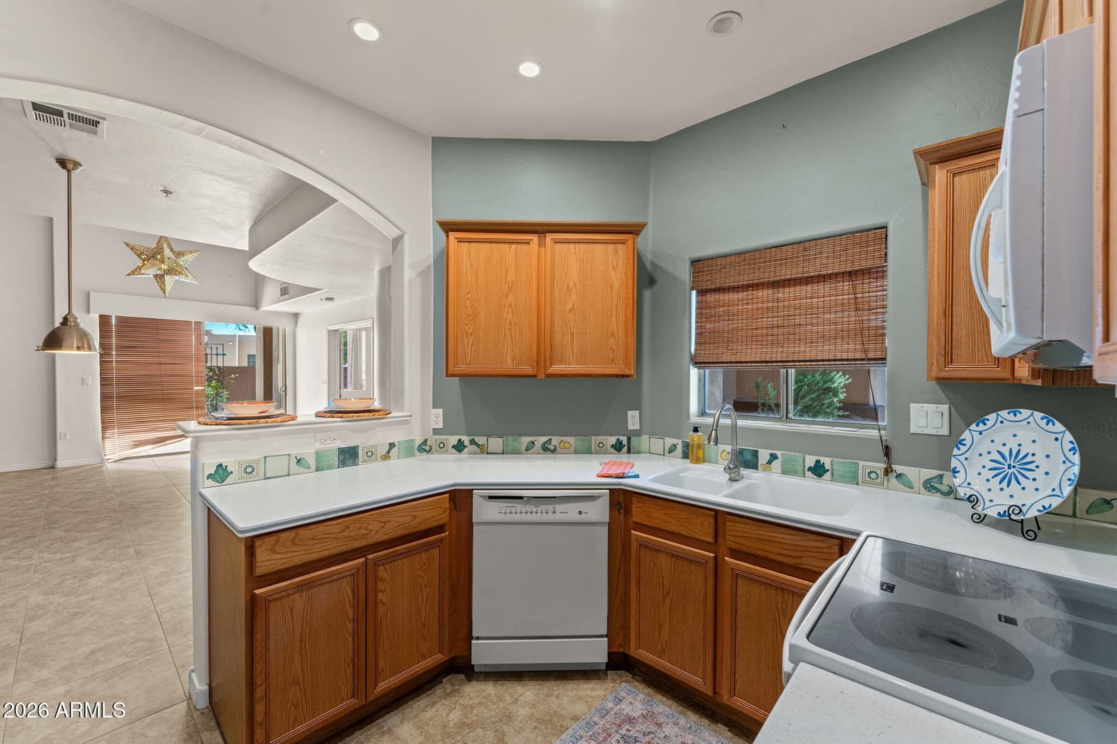47 NORTHRIDGE Circle, Wickenburg, AZ 85390 — photo 4 of 28