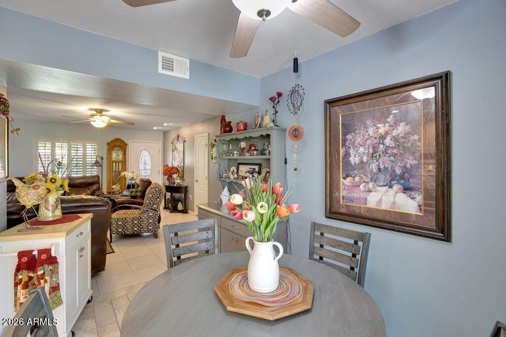 9521 W OAK RIDGE Drive, Sun City, AZ 85351 — photo 9 of 38