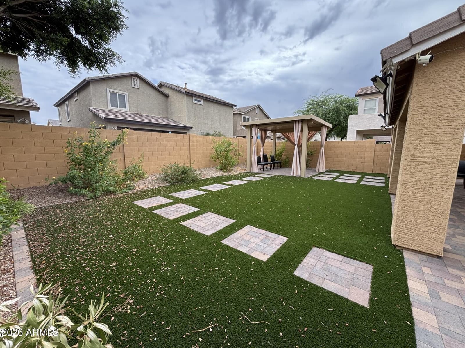2239 E BOWKER Street, Phoenix, AZ 85040 — photo 39 of 49
