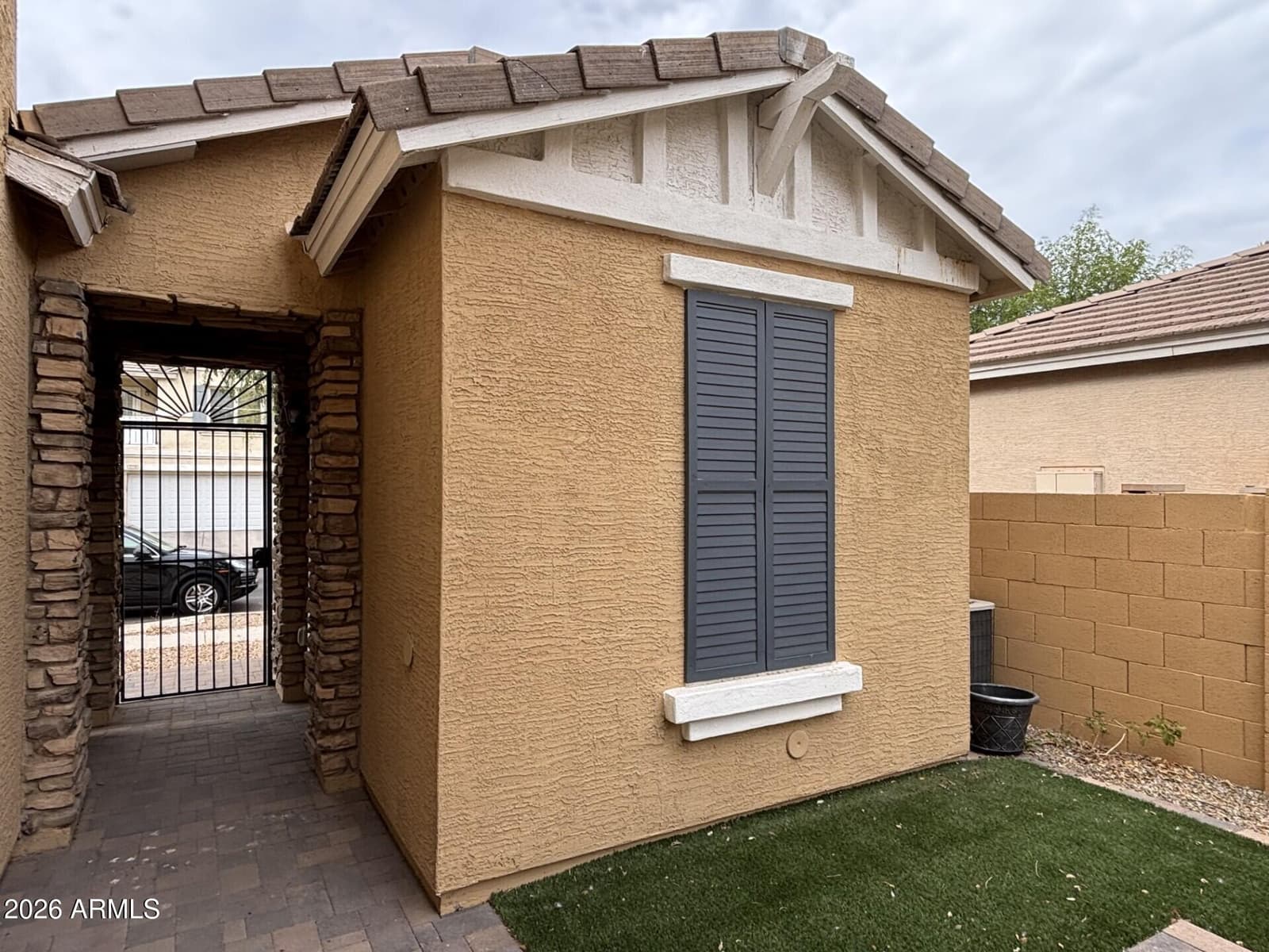 2239 E BOWKER Street, Phoenix, AZ 85040 — photo 35 of 49