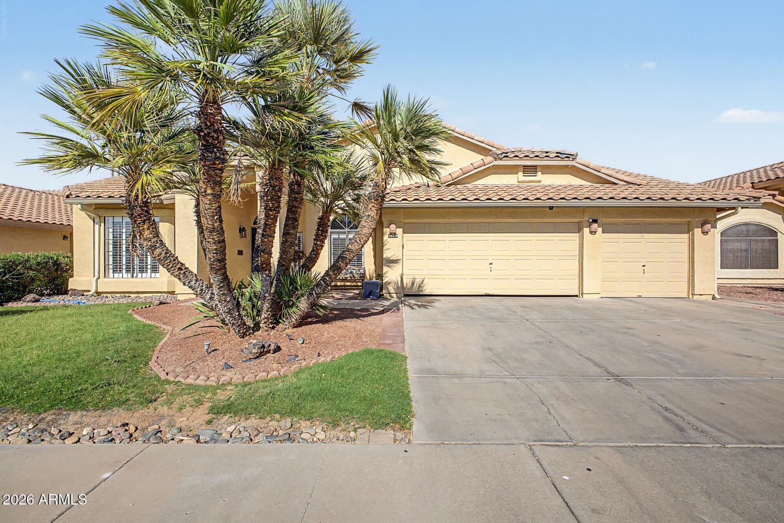 10910 W ASHBROOK Place, Avondale, AZ 85392 — photo 1 of 36