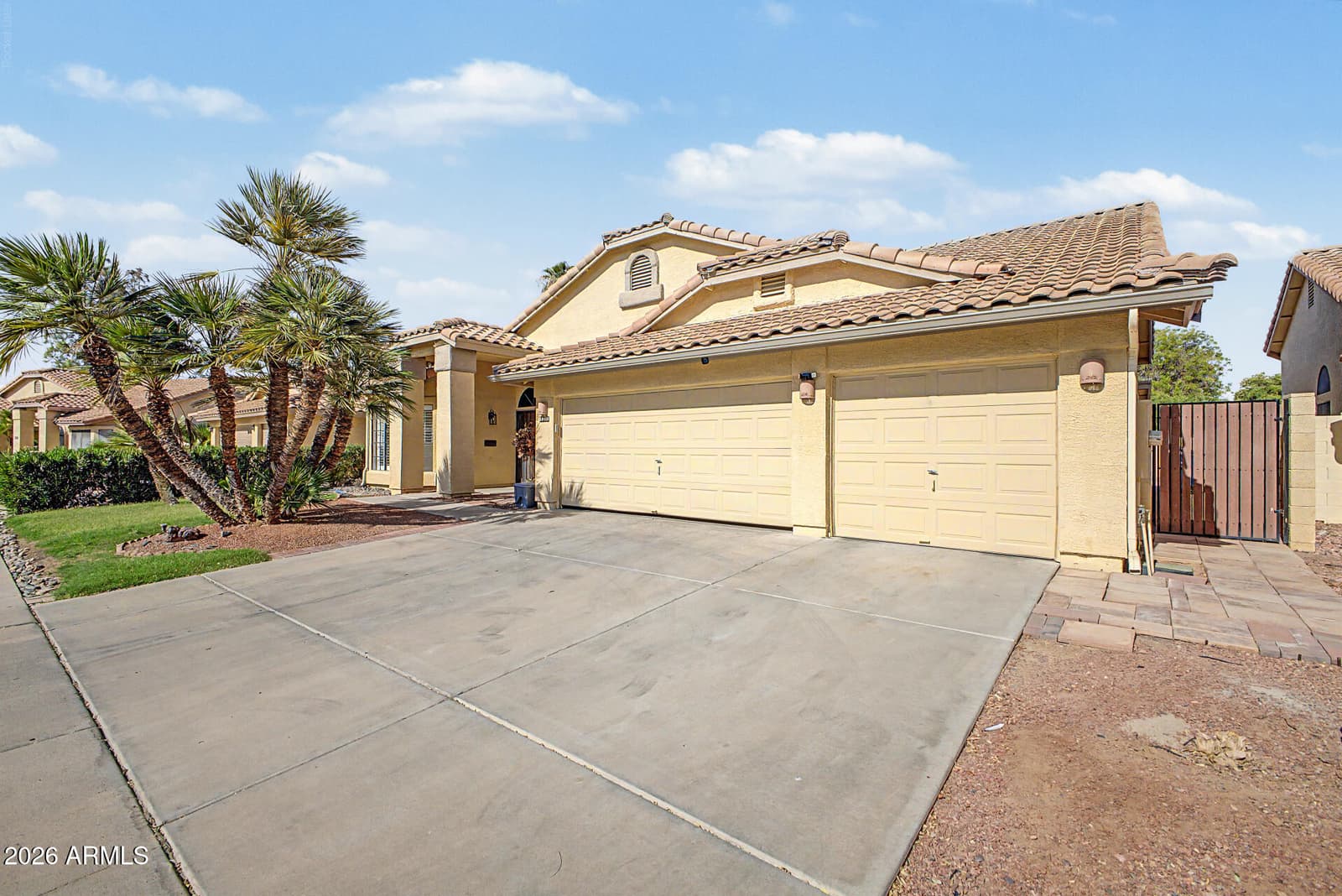 10910 W ASHBROOK Place, Avondale, AZ 85392 — photo 3 of 36