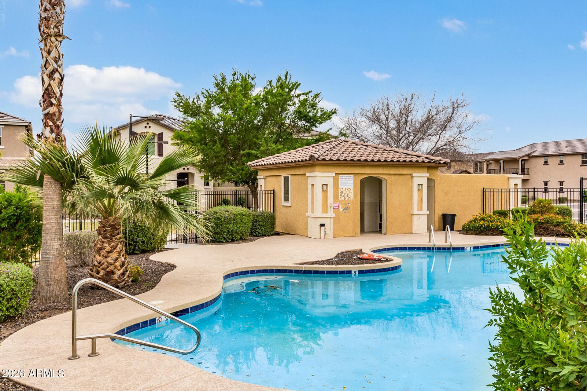 7352 W WINDSOR Avenue, Phoenix, AZ 85035 — photo 28 of 32