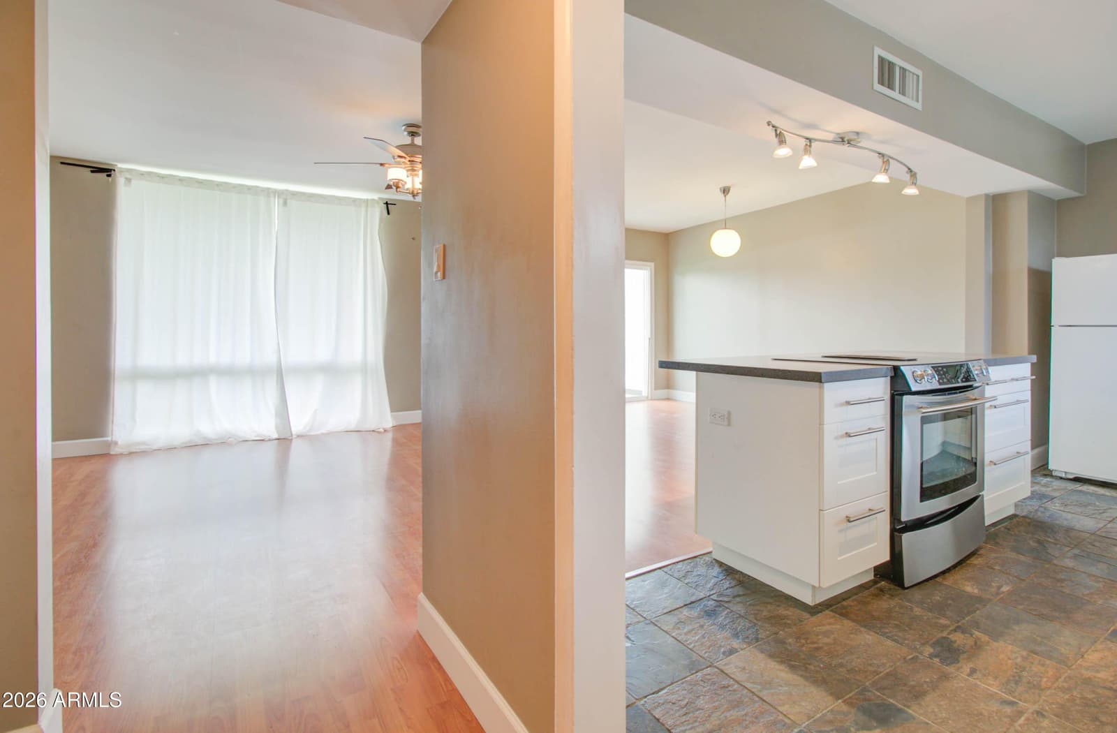 3242 E Camelback Road 207, Phoenix, AZ 85018 — photo 6 of 25