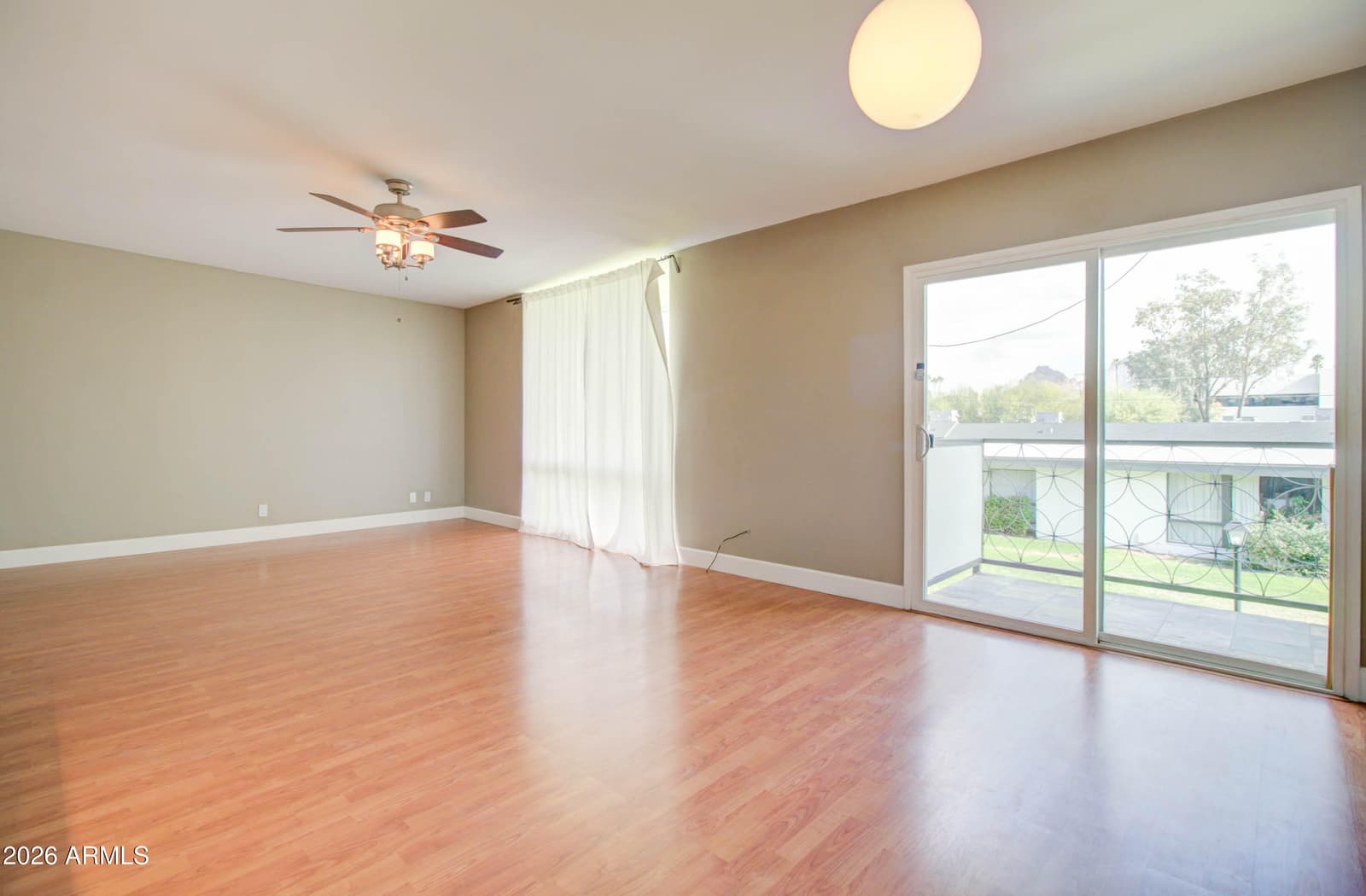 3242 E Camelback Road 207, Phoenix, AZ 85018 — photo 11 of 25