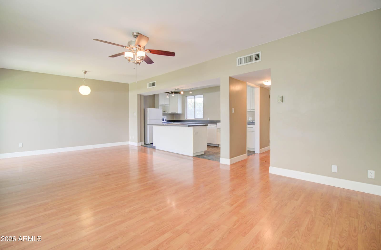 3242 E Camelback Road 207, Phoenix, AZ 85018 — photo 13 of 25