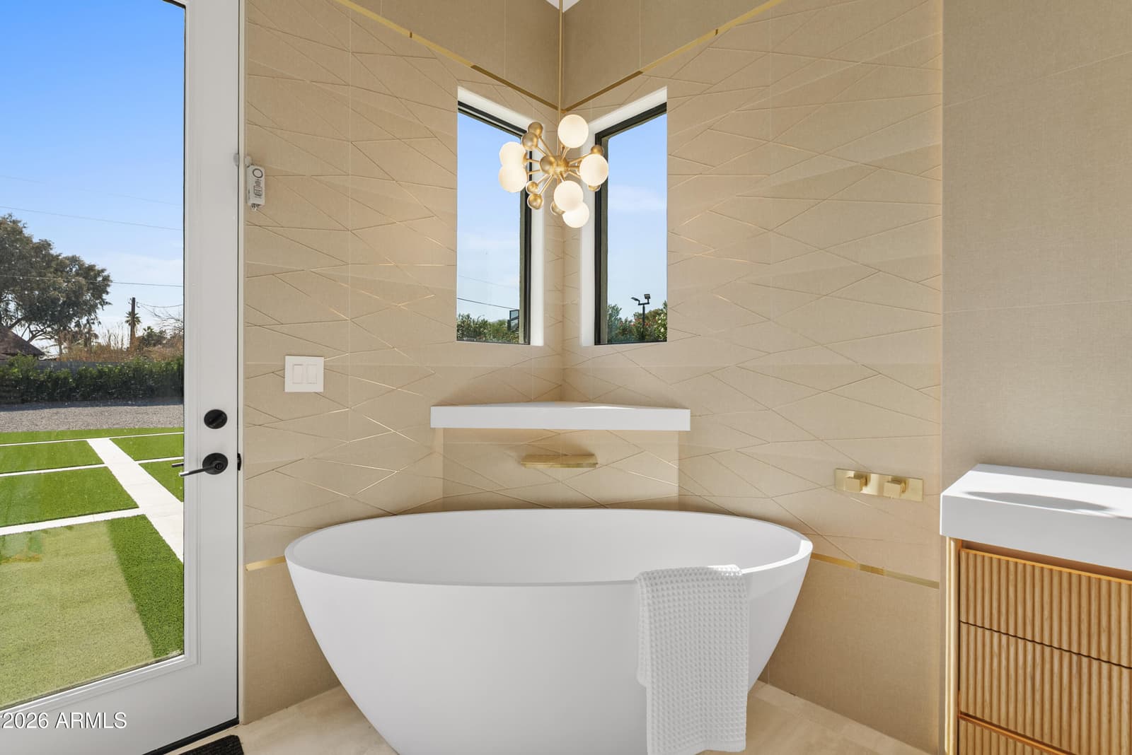 11420 N SCOTTSDALE Road, Scottsdale, AZ 85254 — photo 14 of 43