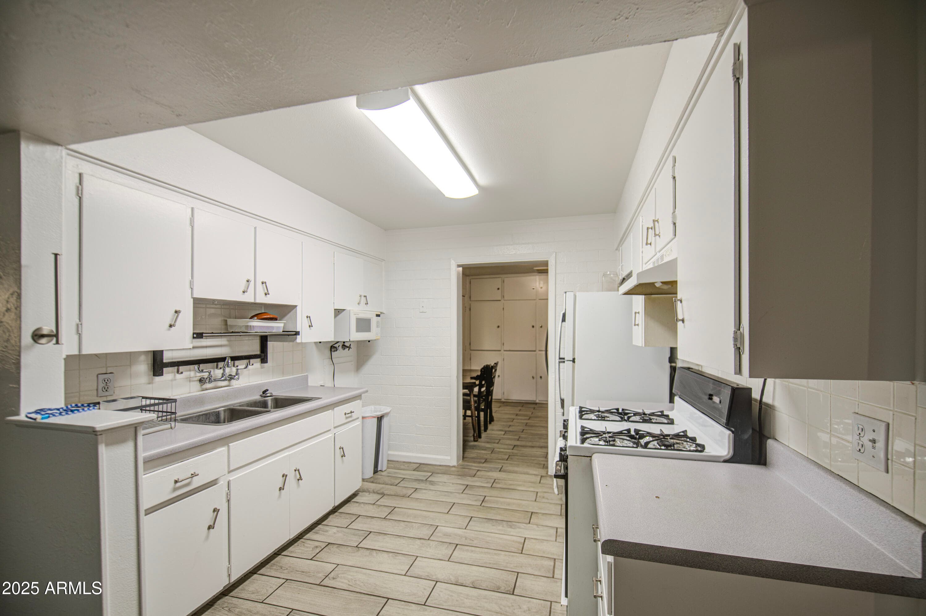 4727 N 50TH Drive, Phoenix, AZ 85031 — photo 14 of 29