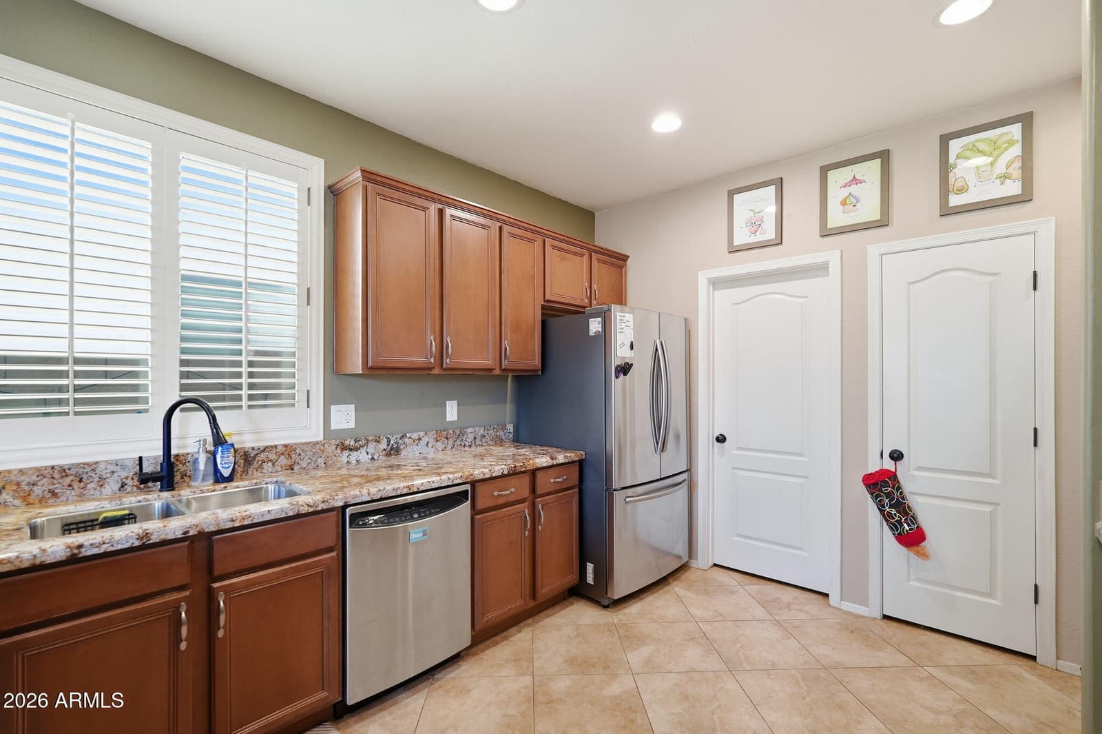 1664 W SATINWOOD Drive, Phoenix, AZ 85045 — photo 16 of 38