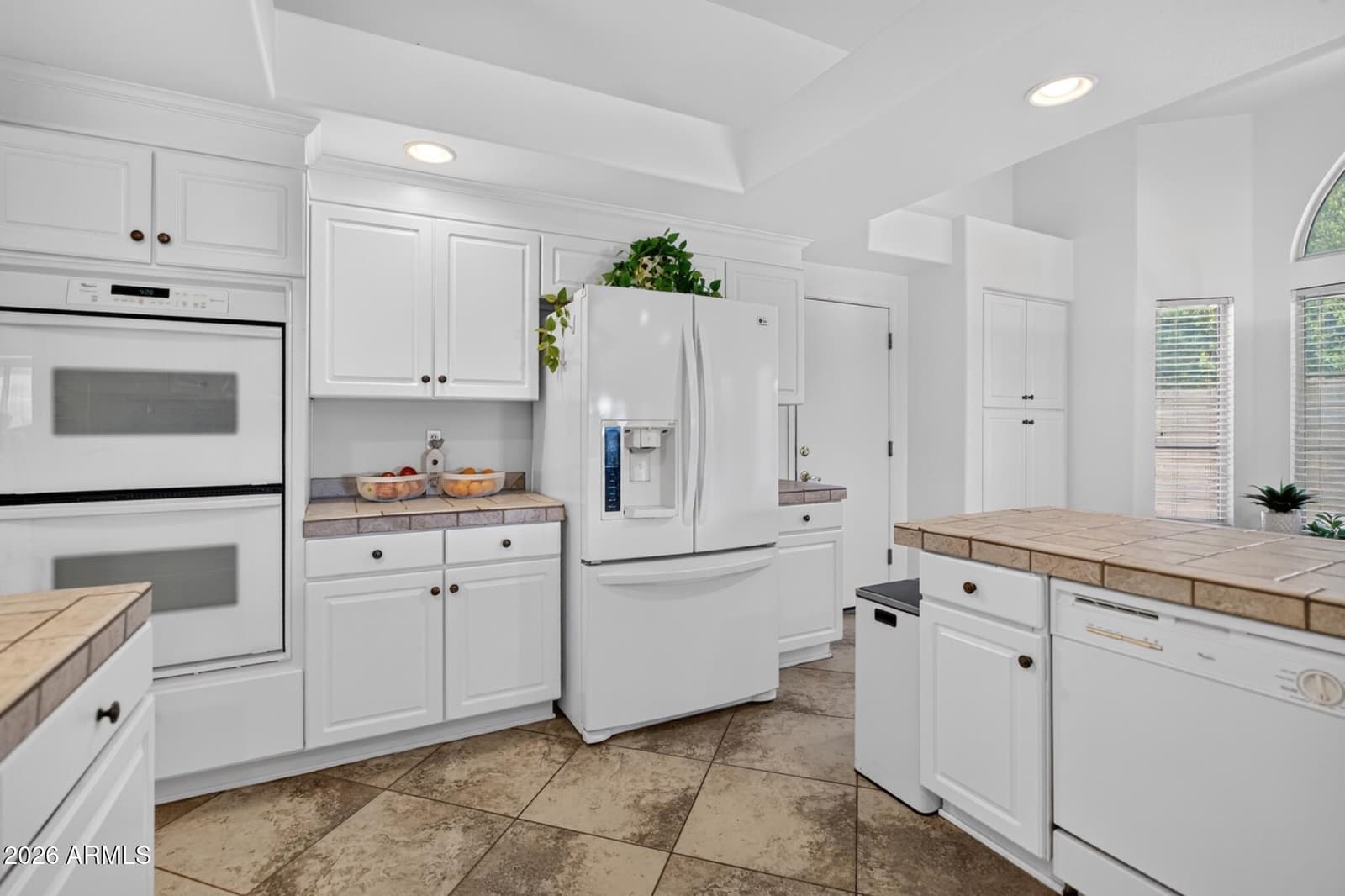 15310 N 80TH Lane, Peoria, AZ 85381 — photo 15 of 44