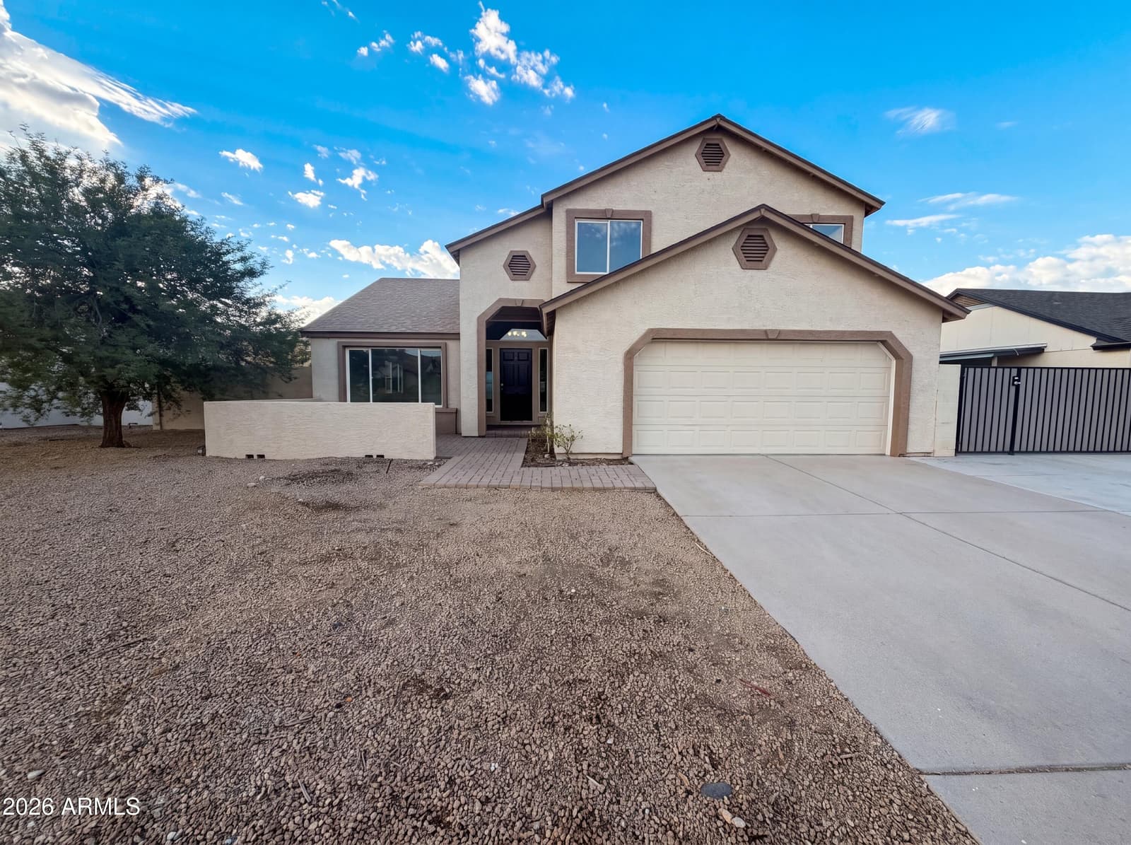 6115 W PORT AU PRINCE Lane, Glendale, AZ 85306 — photo 1 of 26