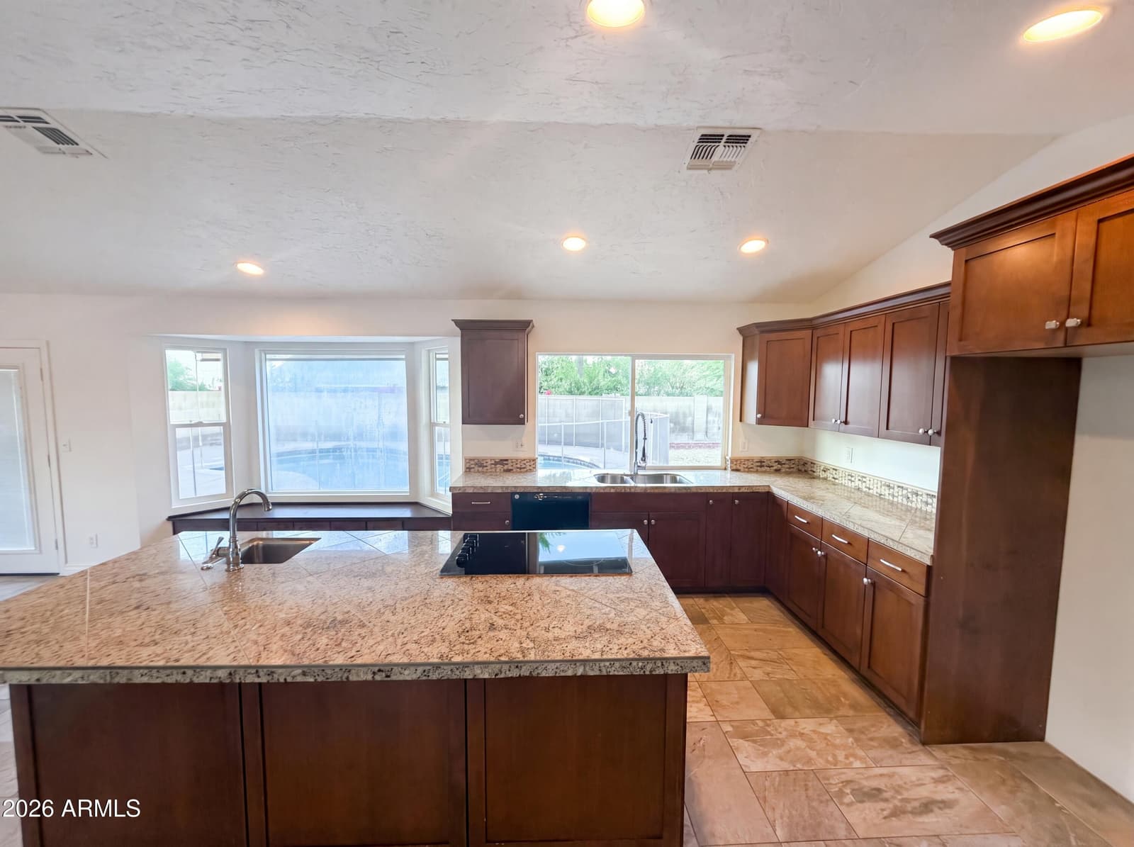 6115 W PORT AU PRINCE Lane, Glendale, AZ 85306 — photo 13 of 26