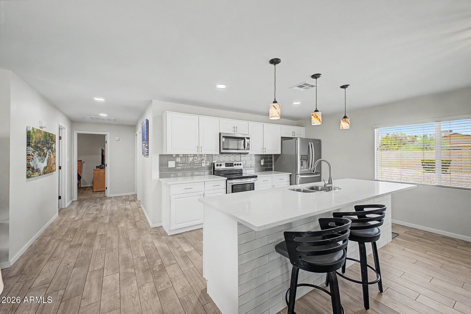 4216 E HANO Street, Phoenix, AZ 85044 — photo 10 of 31