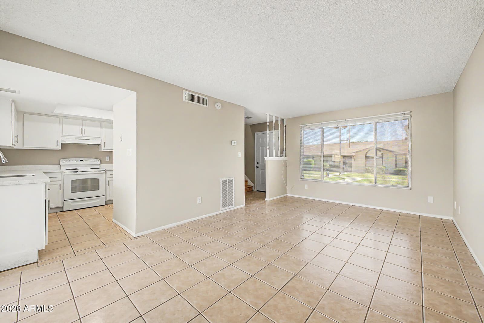 6138 N 30TH Avenue, Phoenix, AZ 85017 — photo 9 of 29
