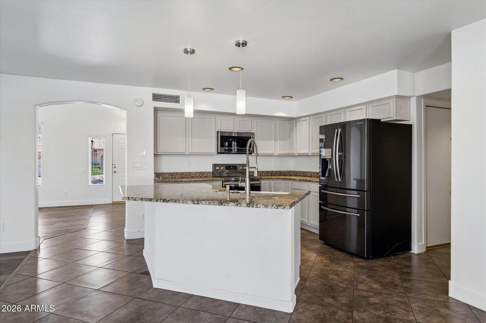1432 W PARK Avenue, Chandler, AZ 85224 — photo 11 of 37