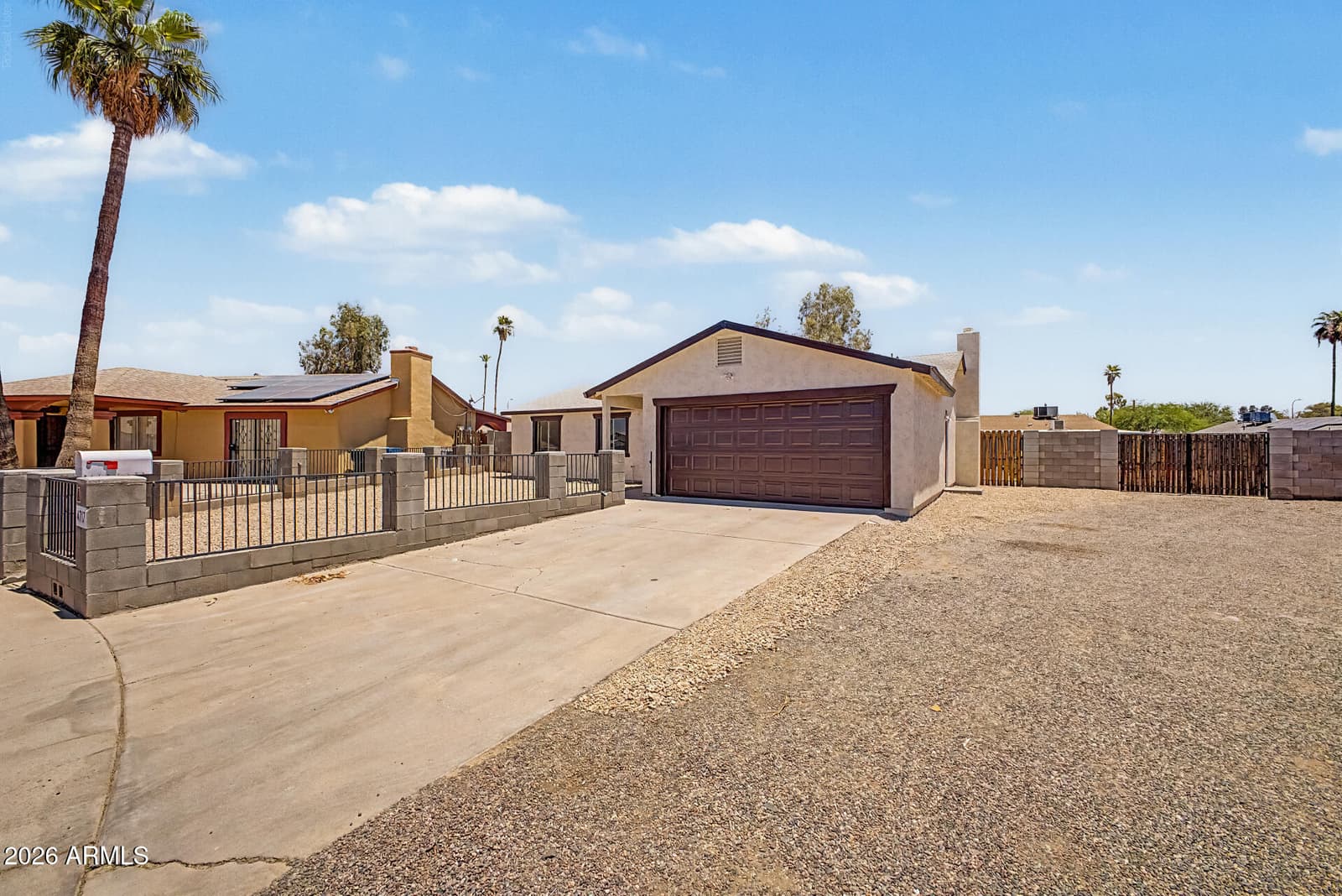 4717 N 79TH Lane, Phoenix, AZ 85033 — photo 4 of 24