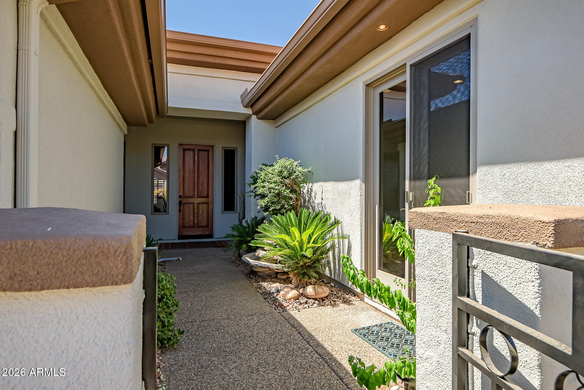 42328 N CROSSWATER Way, Anthem, AZ 85086 — photo 2 of 38