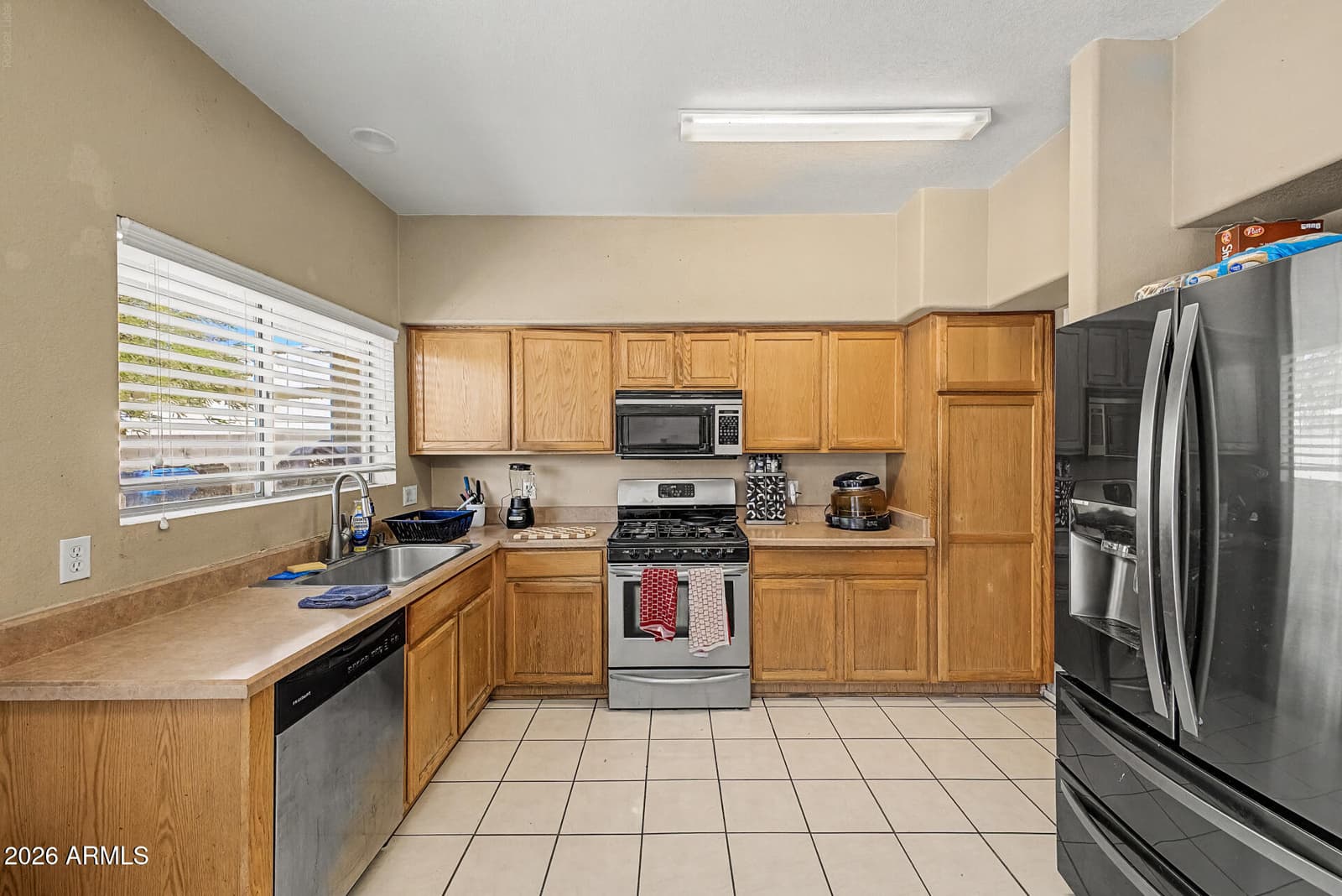 9214 W HAZELWOOD Street, Phoenix, AZ 85037 — photo 13 of 38