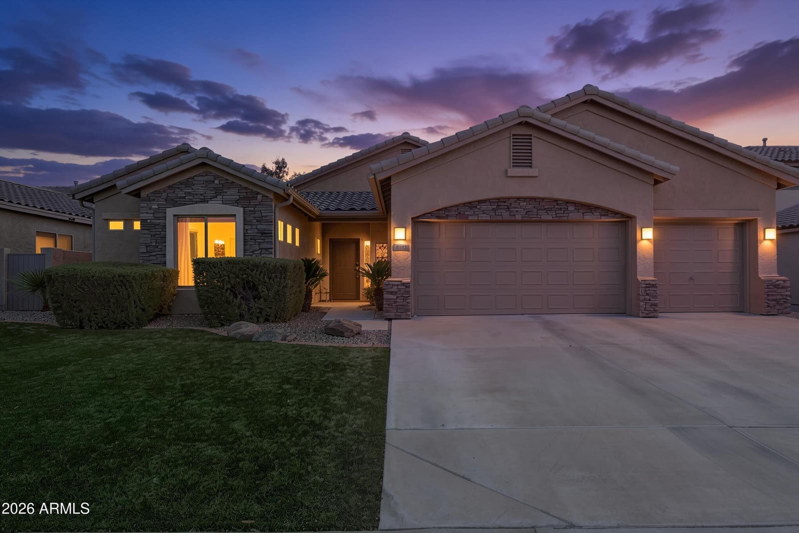 4342 W HACKAMORE Drive, Phoenix, AZ 85083 — photo 1 of 46