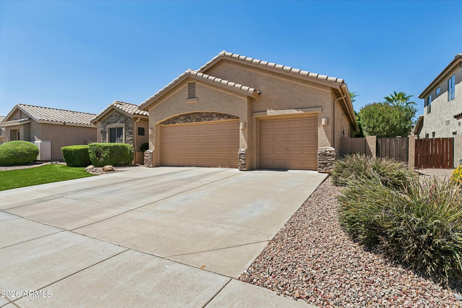 4342 W HACKAMORE Drive, Phoenix, AZ 85083 — photo 44 of 46