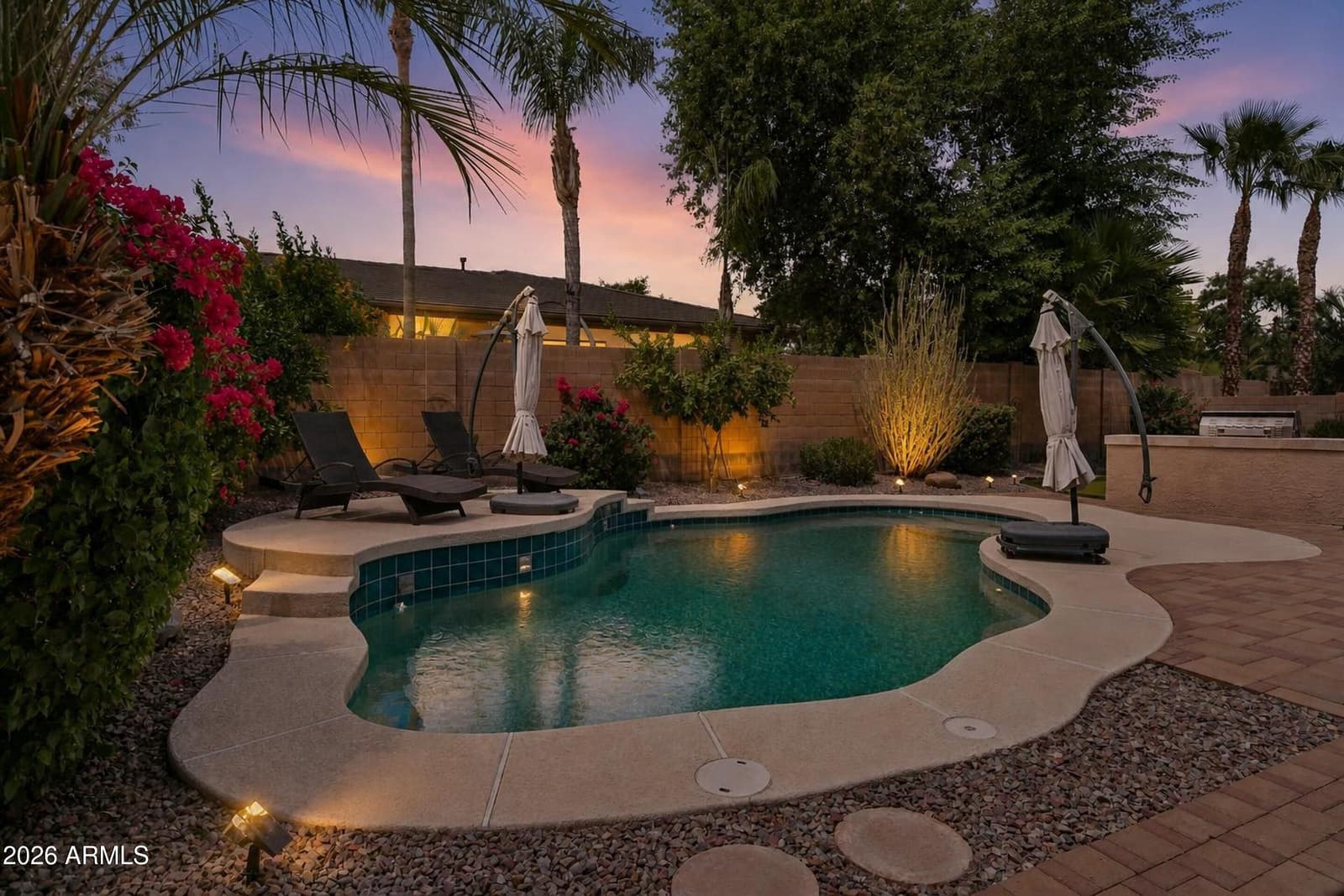 4342 W HACKAMORE Drive, Phoenix, AZ 85083 — photo 7 of 46