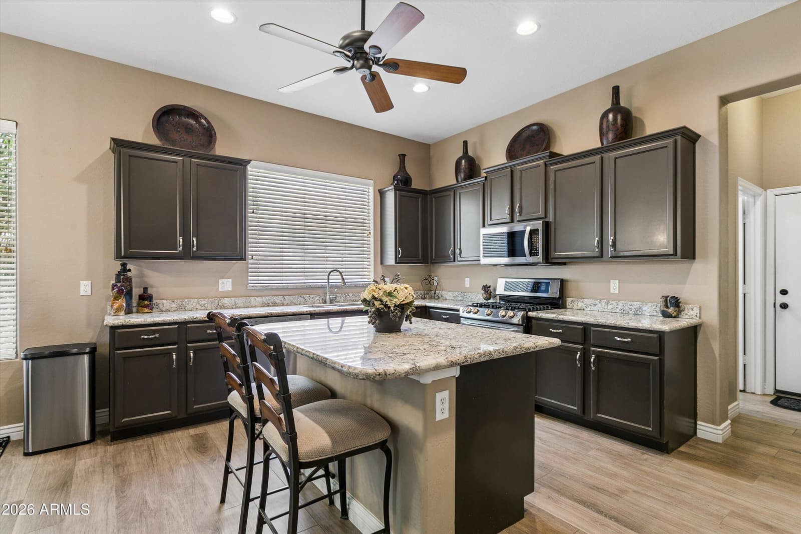 4342 W HACKAMORE Drive, Phoenix, AZ 85083 — photo 3 of 46