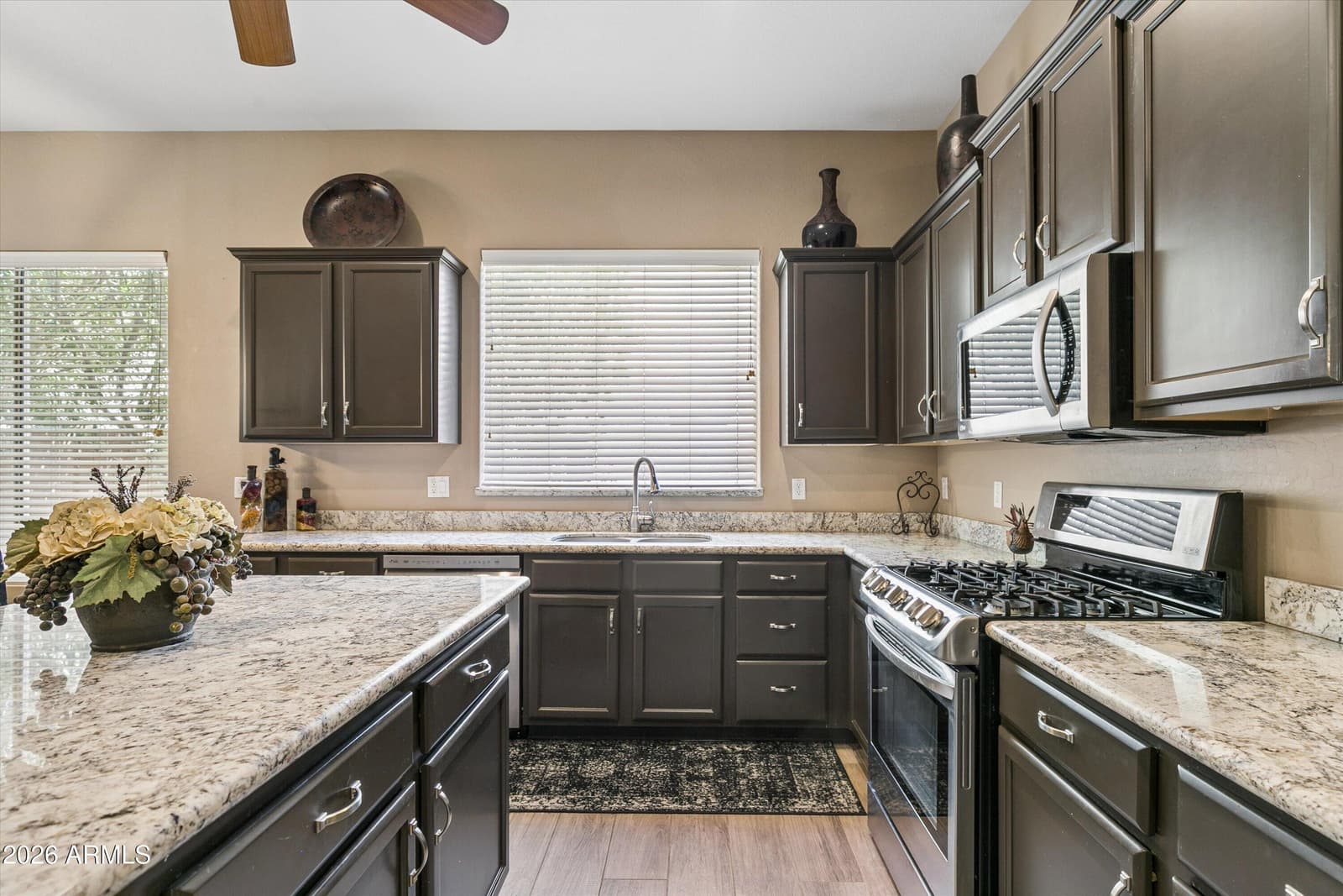 4342 W HACKAMORE Drive, Phoenix, AZ 85083 — photo 15 of 46