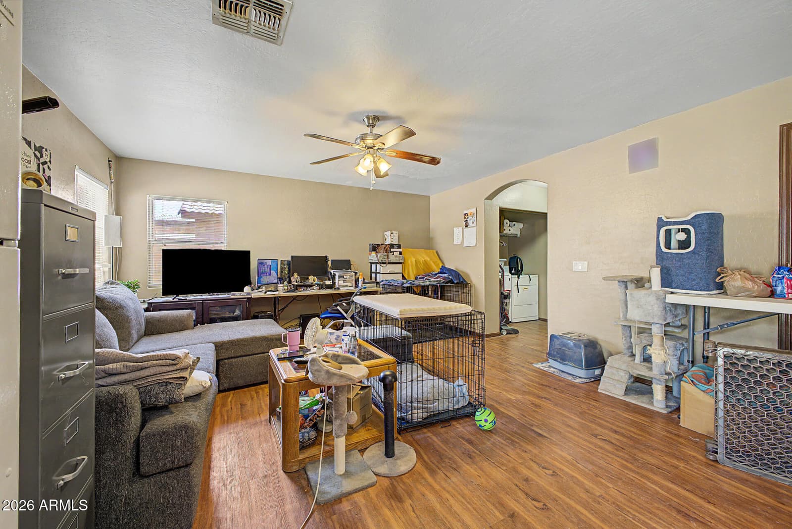 6237 W WOOD Street, Phoenix, AZ 85043 — photo 7 of 33