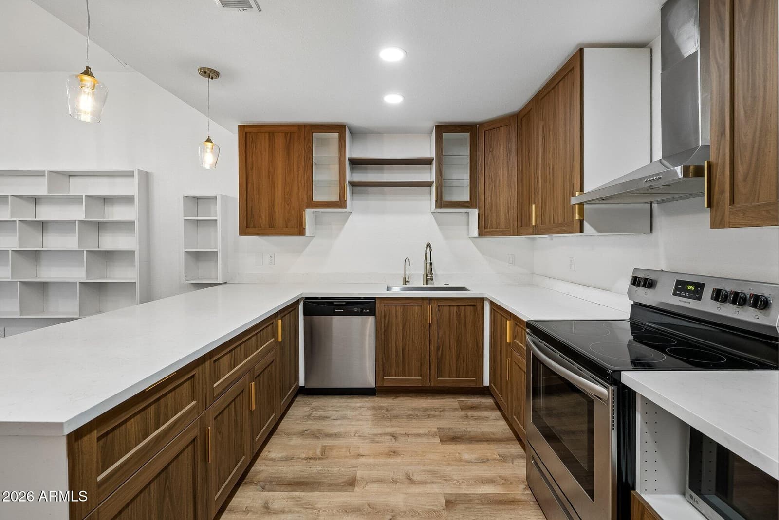 1523 W MISSION Drive, Chandler, AZ 85224 — photo 4 of 11