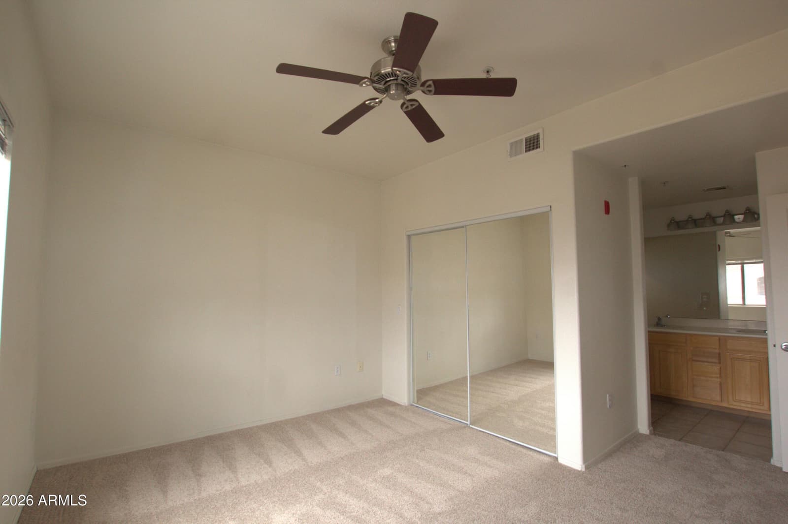 920 E DEVONSHIRE Avenue 4017, Phoenix, AZ 85014 — photo 8 of 29