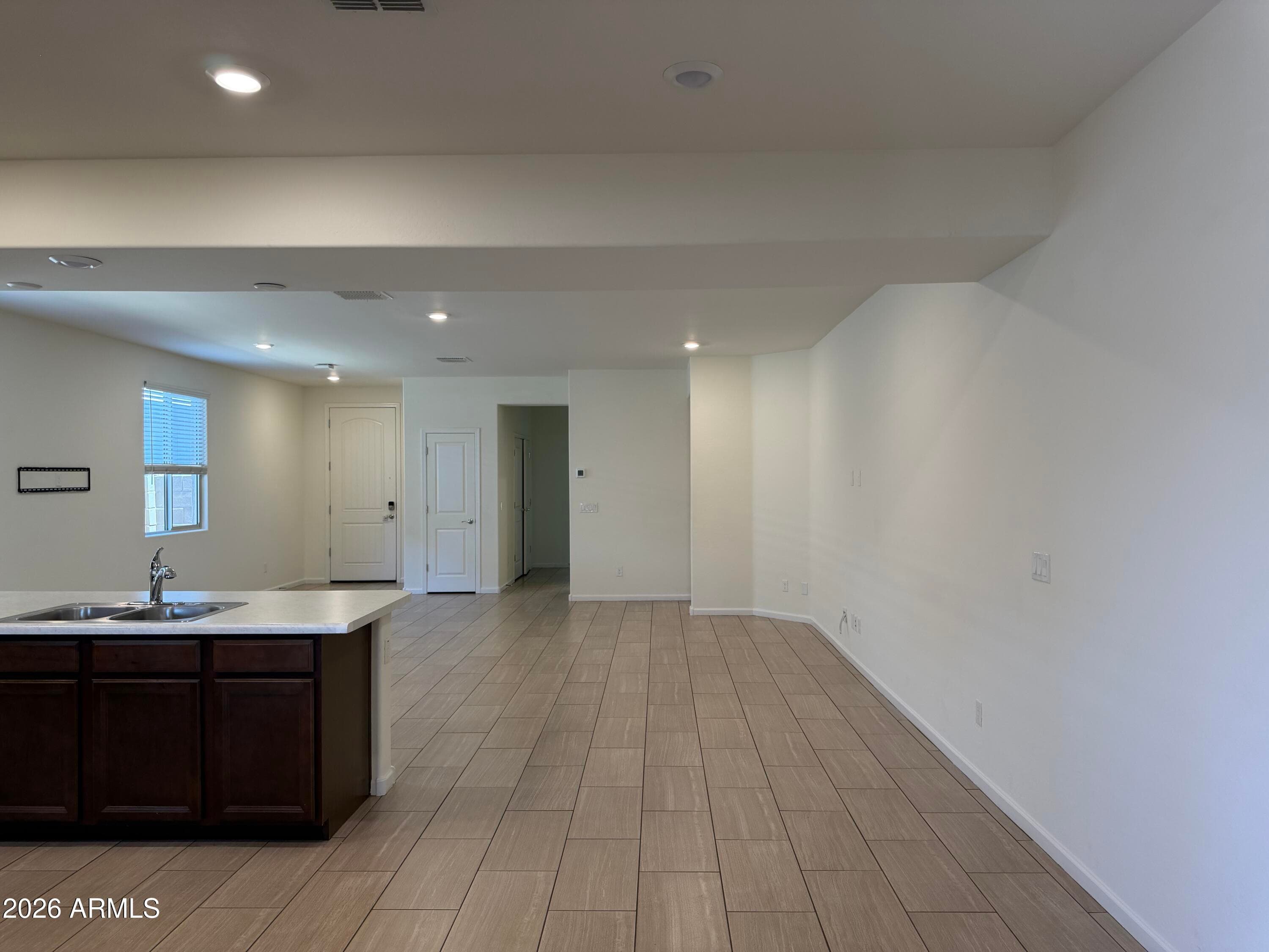 6628 S 4TH Street, Phoenix, AZ 85042 — photo 6 of 28