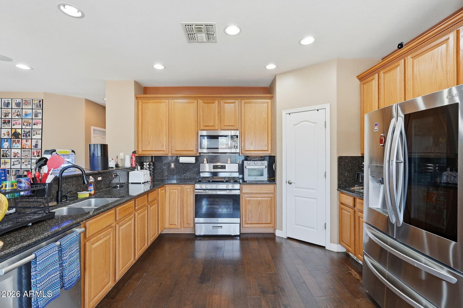 3605 S DANIELSON Way, Chandler, AZ 85286 — photo 10 of 33