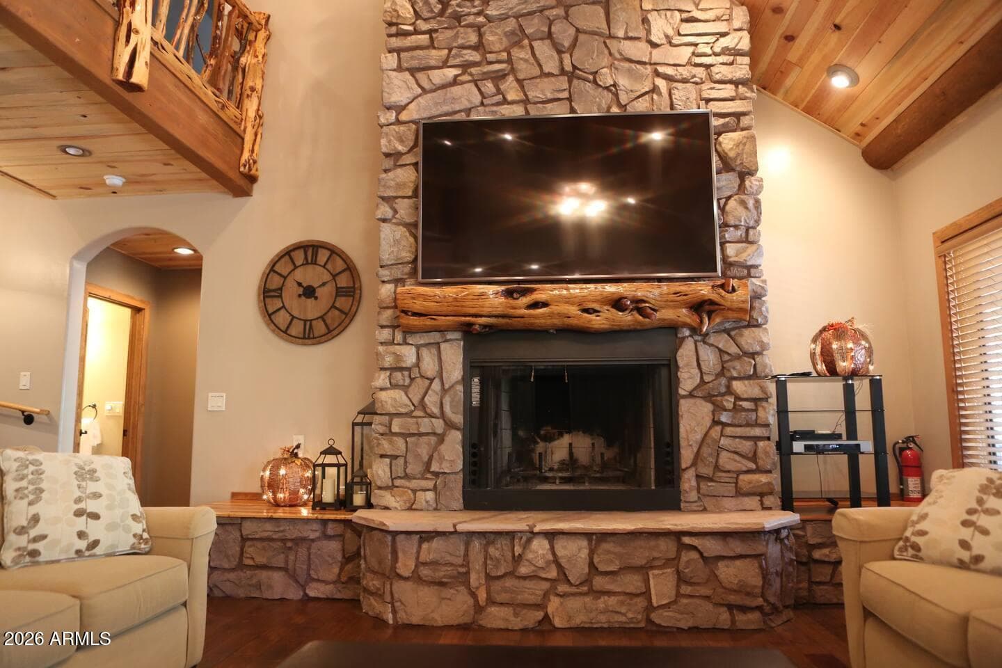 400 N LANTANA Lane, Show Low, AZ 85901 — photo 10 of 38