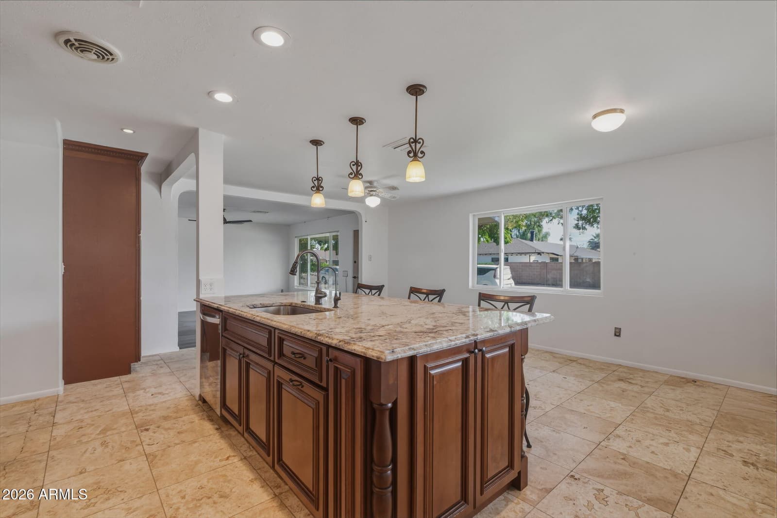3526 N 83RD Street, Scottsdale, AZ 85251 — photo 8 of 47