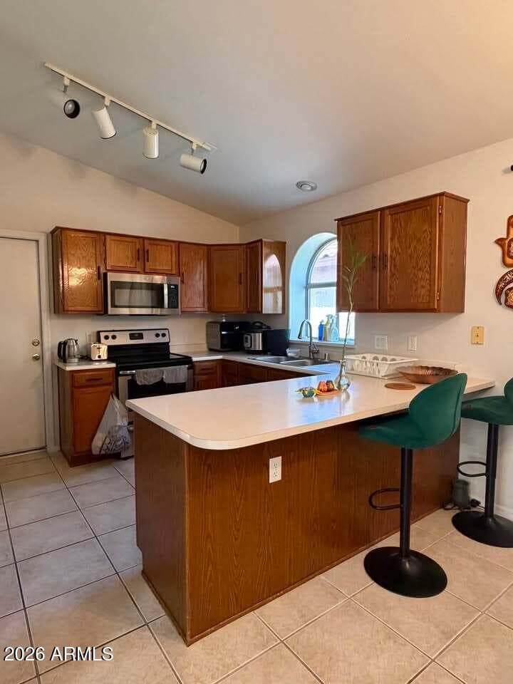 8928 W FARGO Drive, Peoria, AZ 85382 — photo 4 of 15