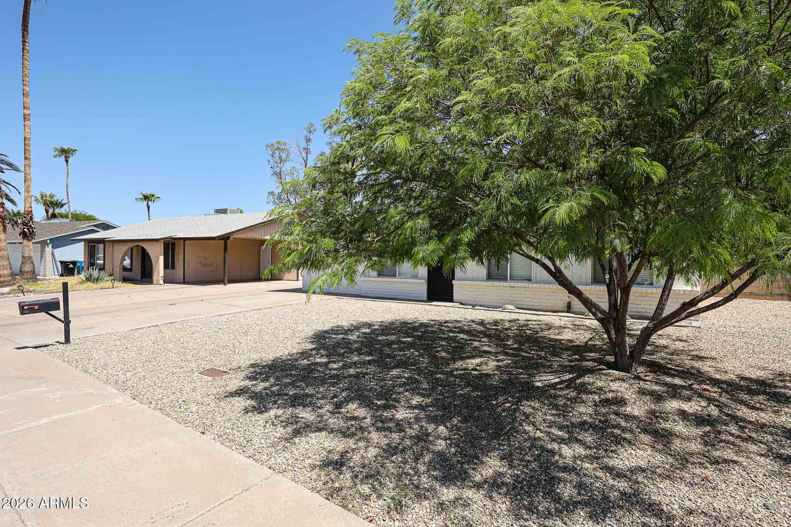 4034 E WINDROSE Drive, Phoenix, AZ 85032 — photo 3 of 33