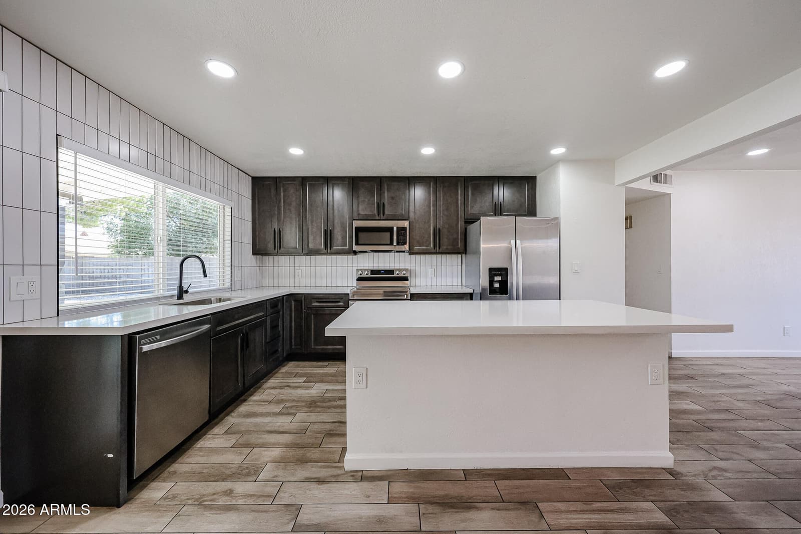 4034 E WINDROSE Drive, Phoenix, AZ 85032 — photo 8 of 33