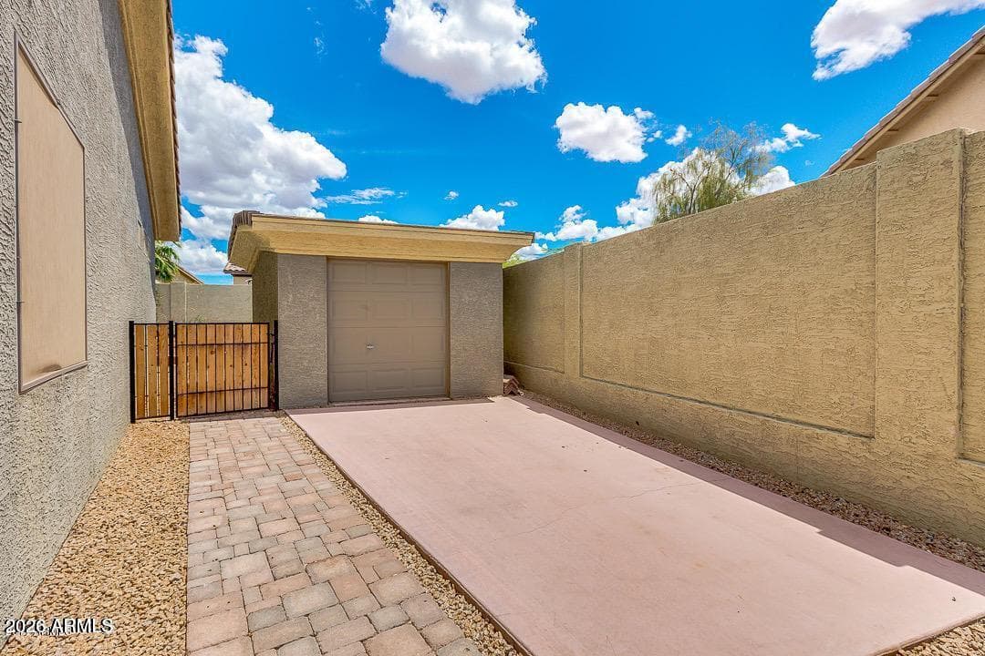 11477 S COOLWATER Drive, Goodyear, AZ 85338 — photo 39 of 51