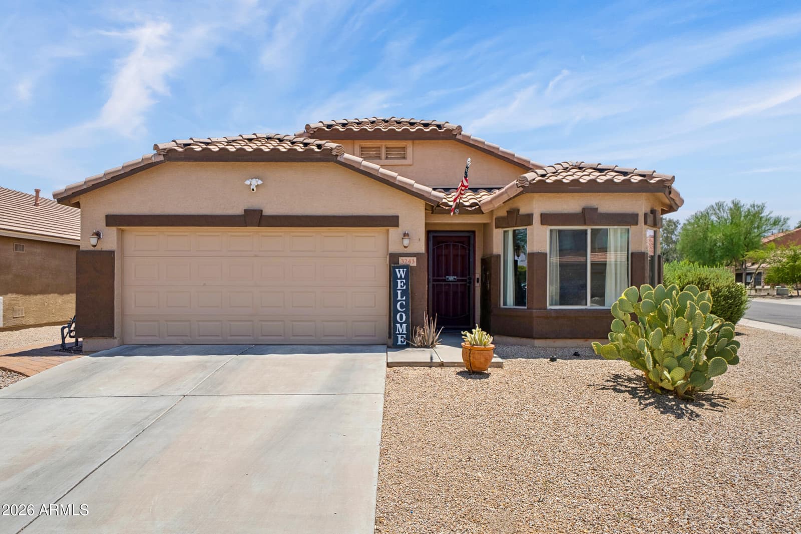 3243 W ALLENS PEAK Drive, San Tan Valley, AZ 85144 — photo 3 of 60