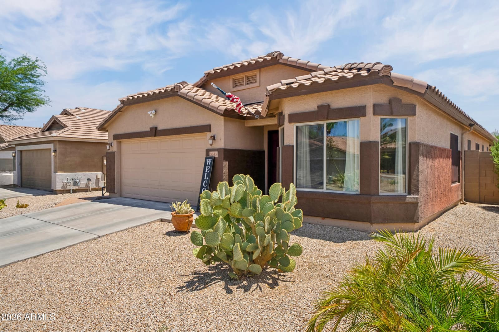 3243 W ALLENS PEAK Drive, San Tan Valley, AZ 85144 — photo 6 of 60