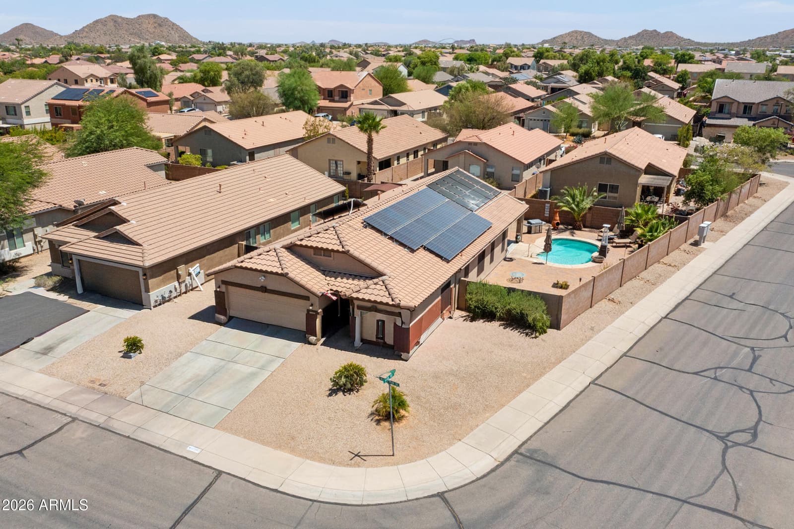 3243 W ALLENS PEAK Drive, San Tan Valley, AZ 85144 — photo 33 of 60
