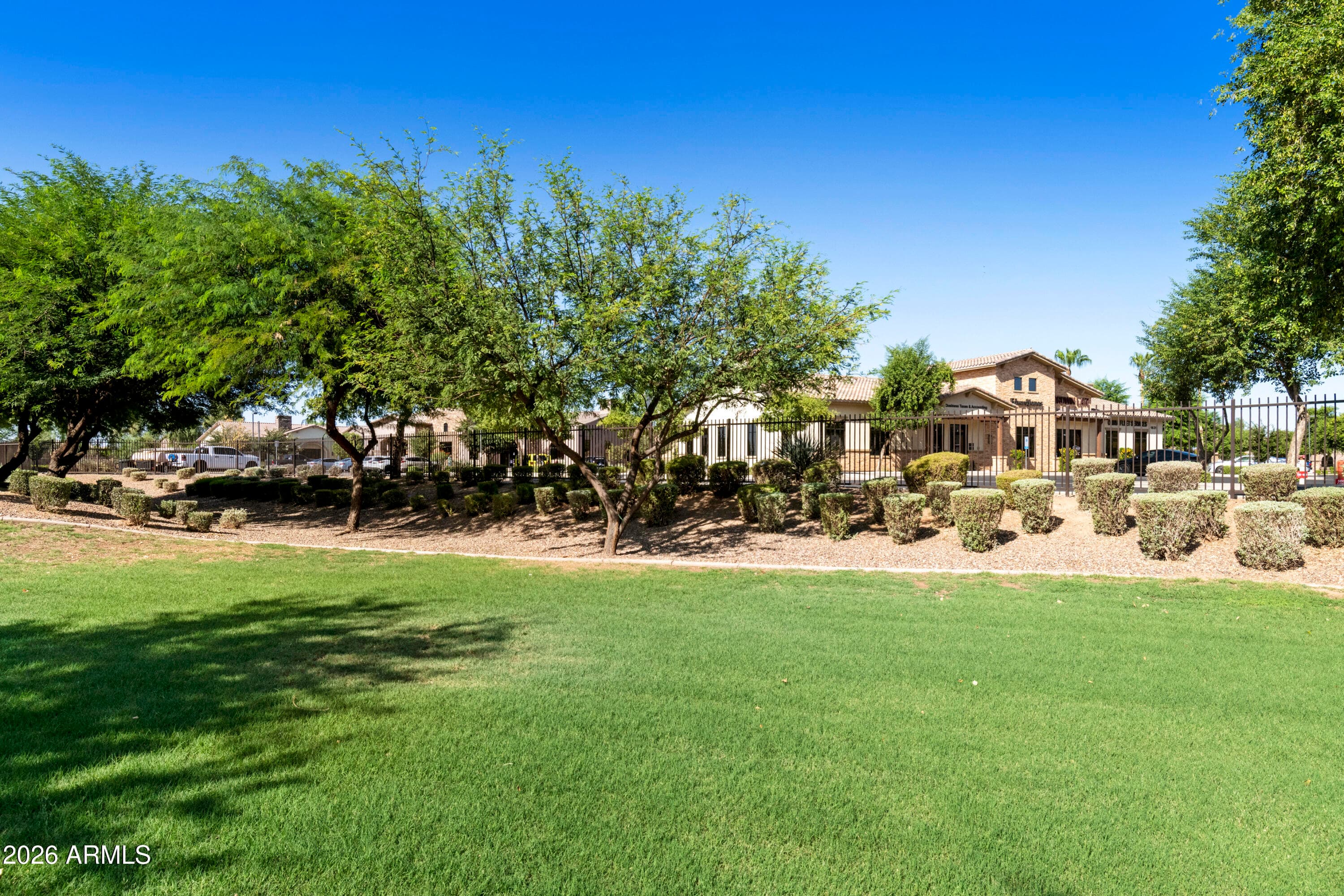 3030 S AMBER Drive, Chandler, AZ 85286 — photo 43 of 59