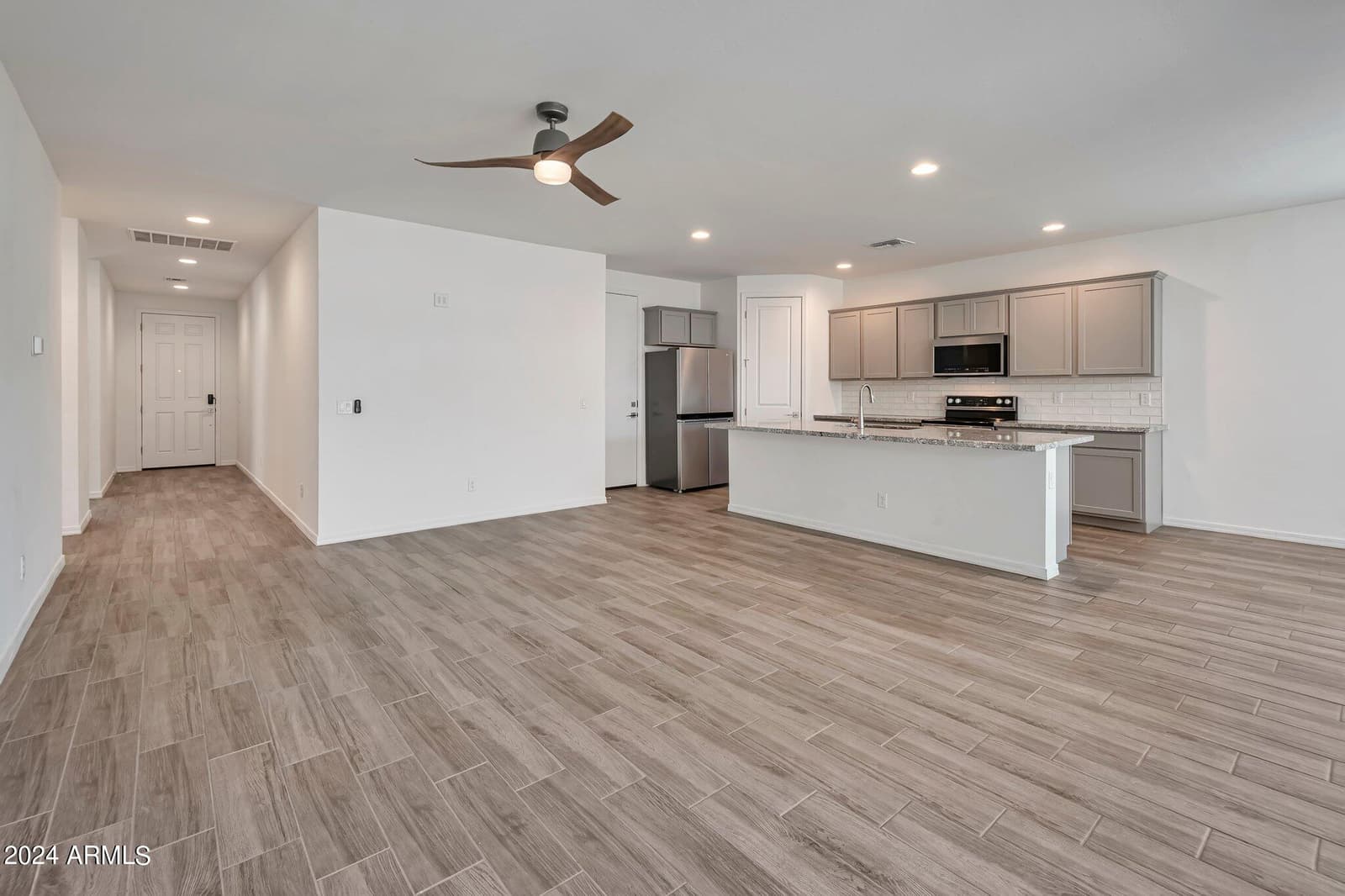 9326 E STATIC Avenue, Mesa, AZ 85212 — photo 7 of 26