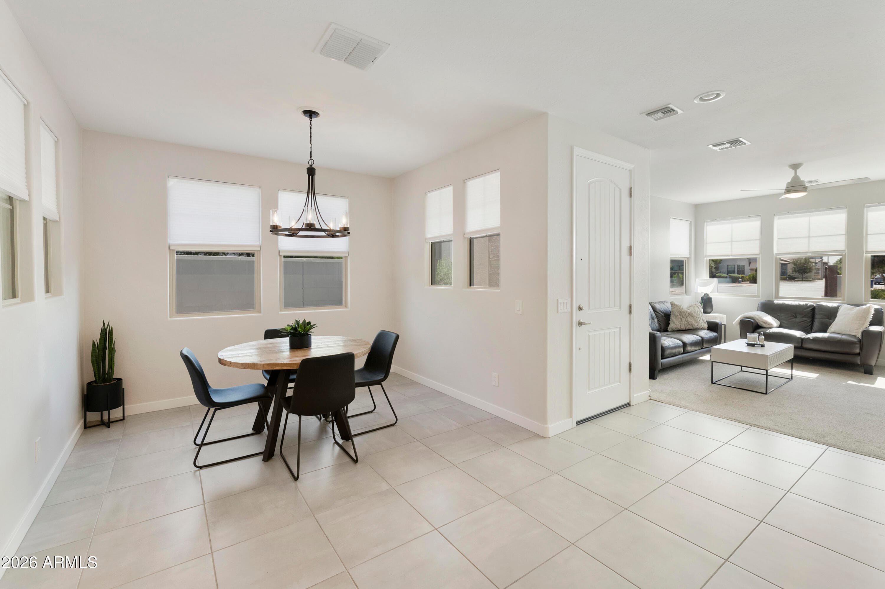 3030 S AMBER Drive, Chandler, AZ 85286 — photo 16 of 59
