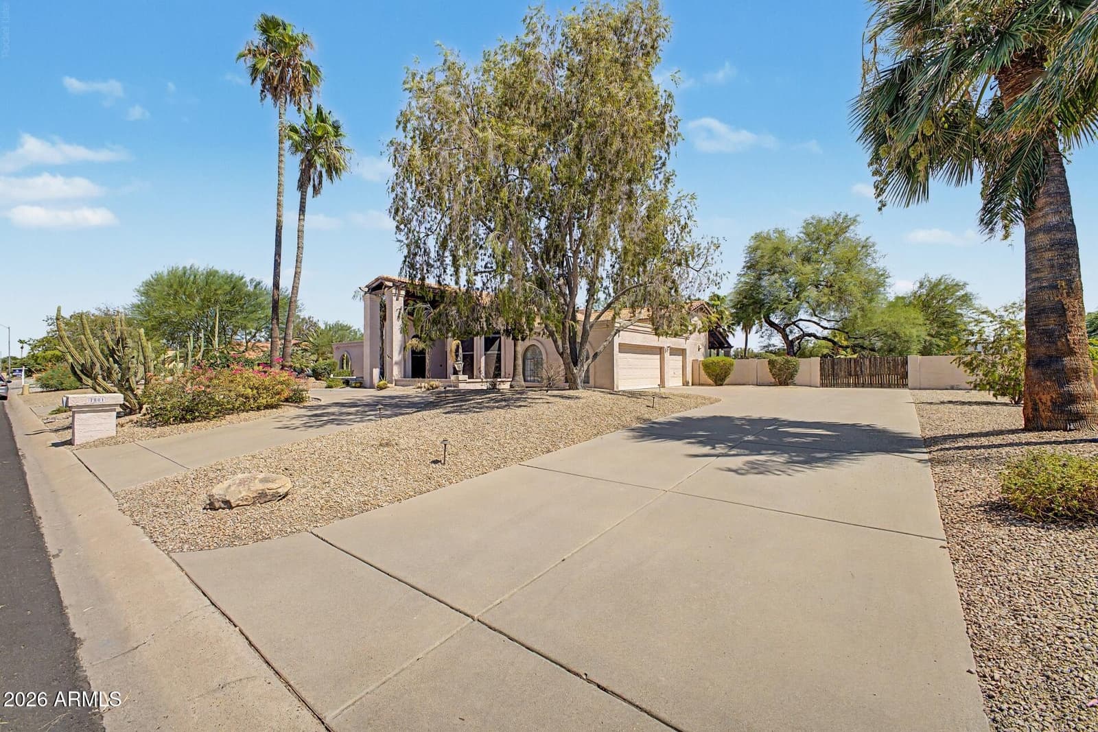 7801 E Charter Oak Road, Scottsdale, AZ 85260 — photo 3 of 69
