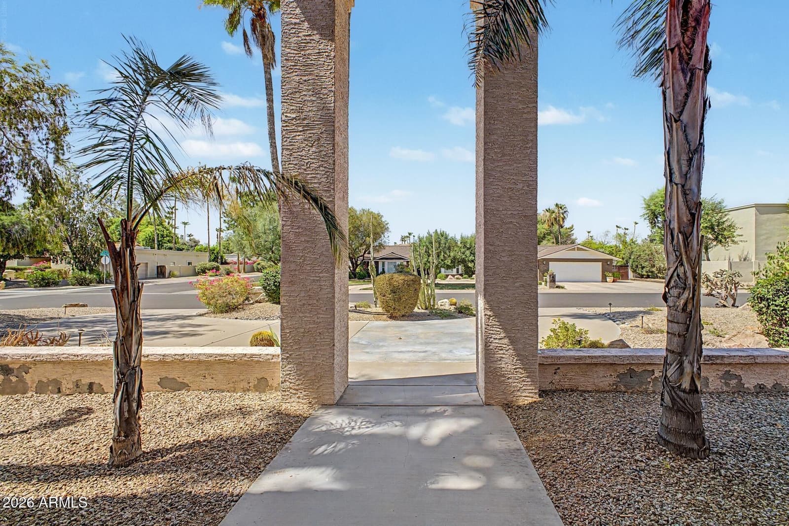 7801 E Charter Oak Road, Scottsdale, AZ 85260 — photo 11 of 69