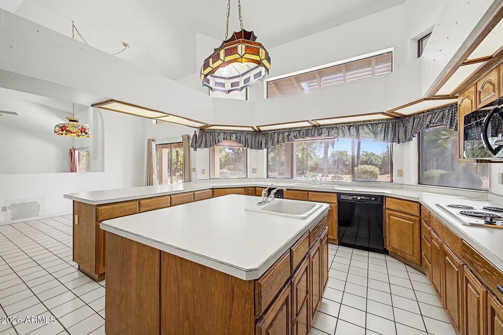 7801 E Charter Oak Road, Scottsdale, AZ 85260 — photo 32 of 69