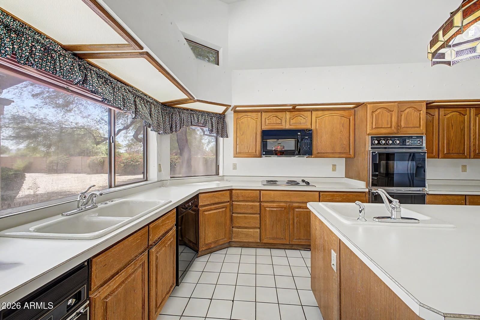 7801 E Charter Oak Road, Scottsdale, AZ 85260 — photo 34 of 69