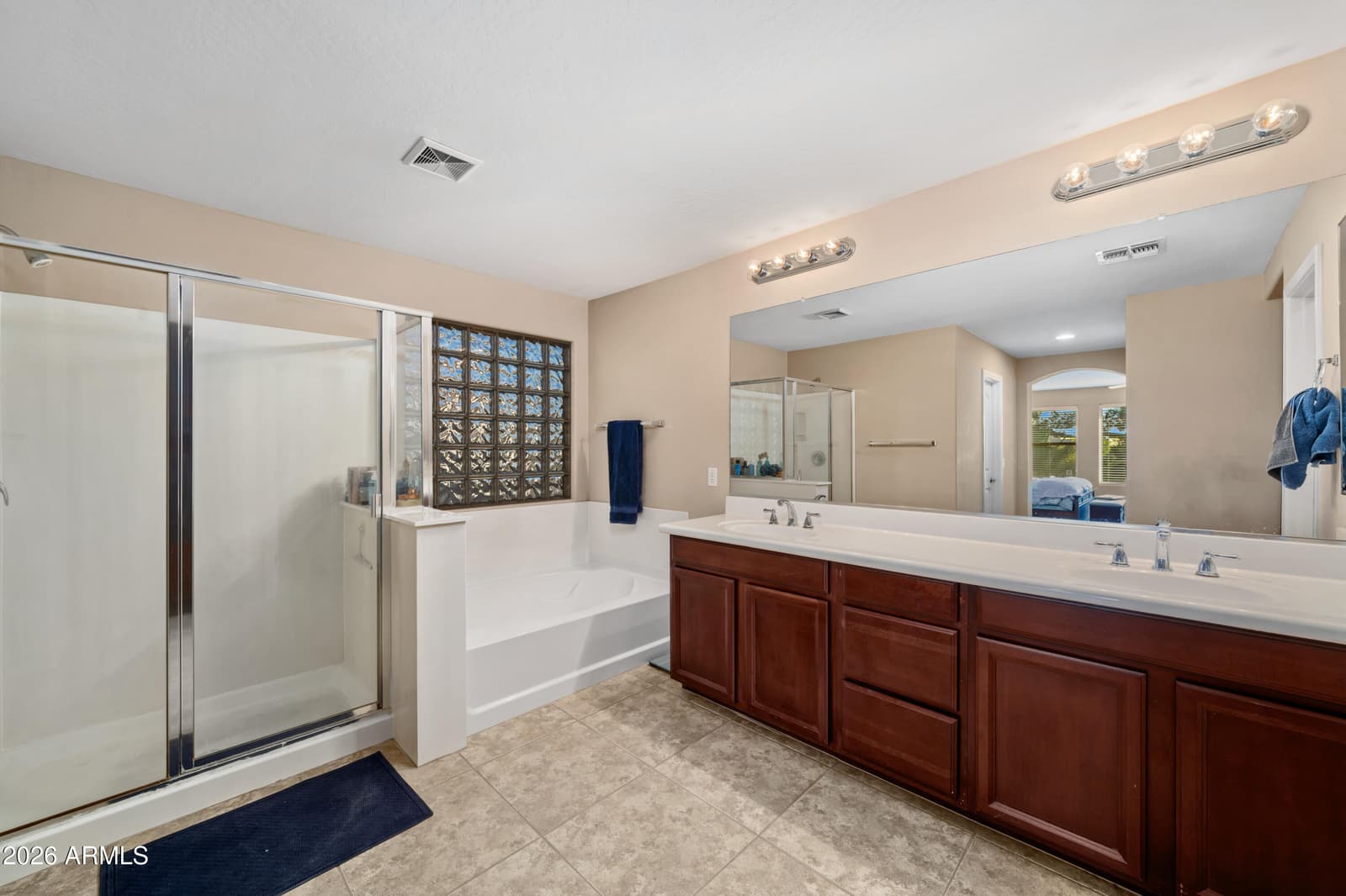 742 E KINGBIRD Drive, Gilbert, AZ 85297 — photo 31 of 45