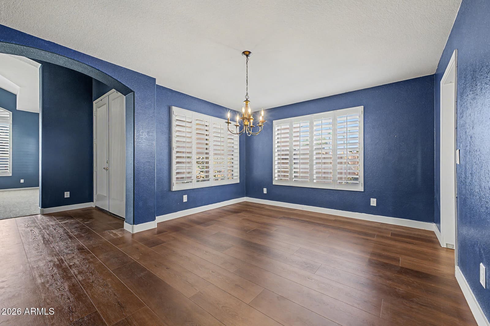 7815 W KERRY Lane, Glendale, AZ 85308 — photo 6 of 48